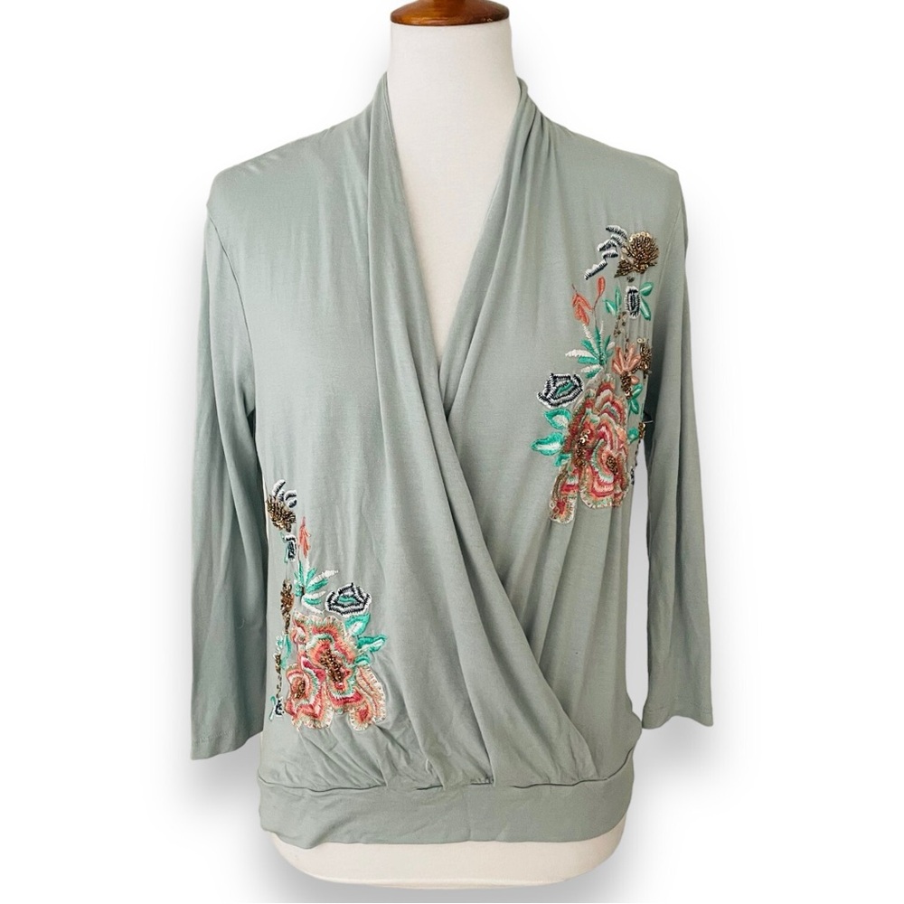 Anthropologie Akemi + Kin Women‎ Top- Medium